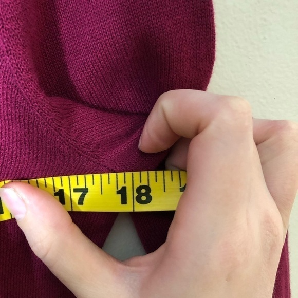Tommy Hilfiger Maroon Crewneck Sweater NWT Small - Picture 6 of 7
